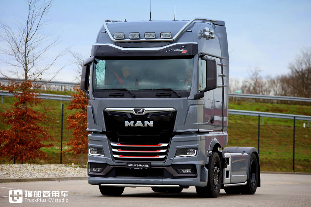 沃尔沃奔驰斯堪尼亚哪个好,奔驰沃尔沃斯堪尼亚卡车哪个更好