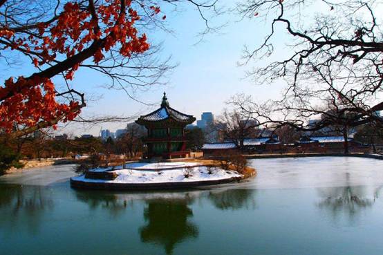 为什么清朝人喜欢住紫禁城,清朝为什么喜欢紫禁城