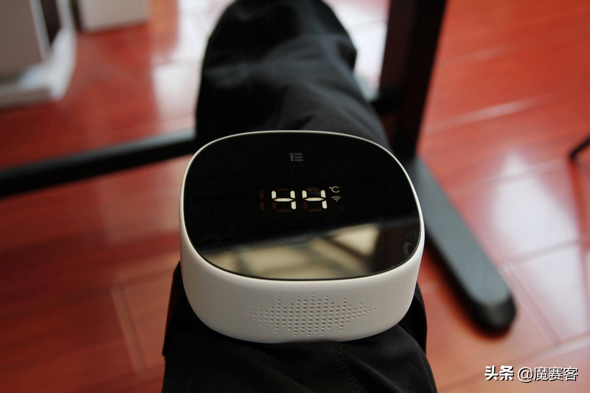 左点小艾3代智能艾灸盒体验,左点小艾智能艾灸盒怎么拆解