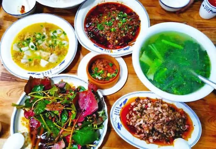 重庆各个区域好耍好吃的推荐,重庆哪有好吃好玩的地方