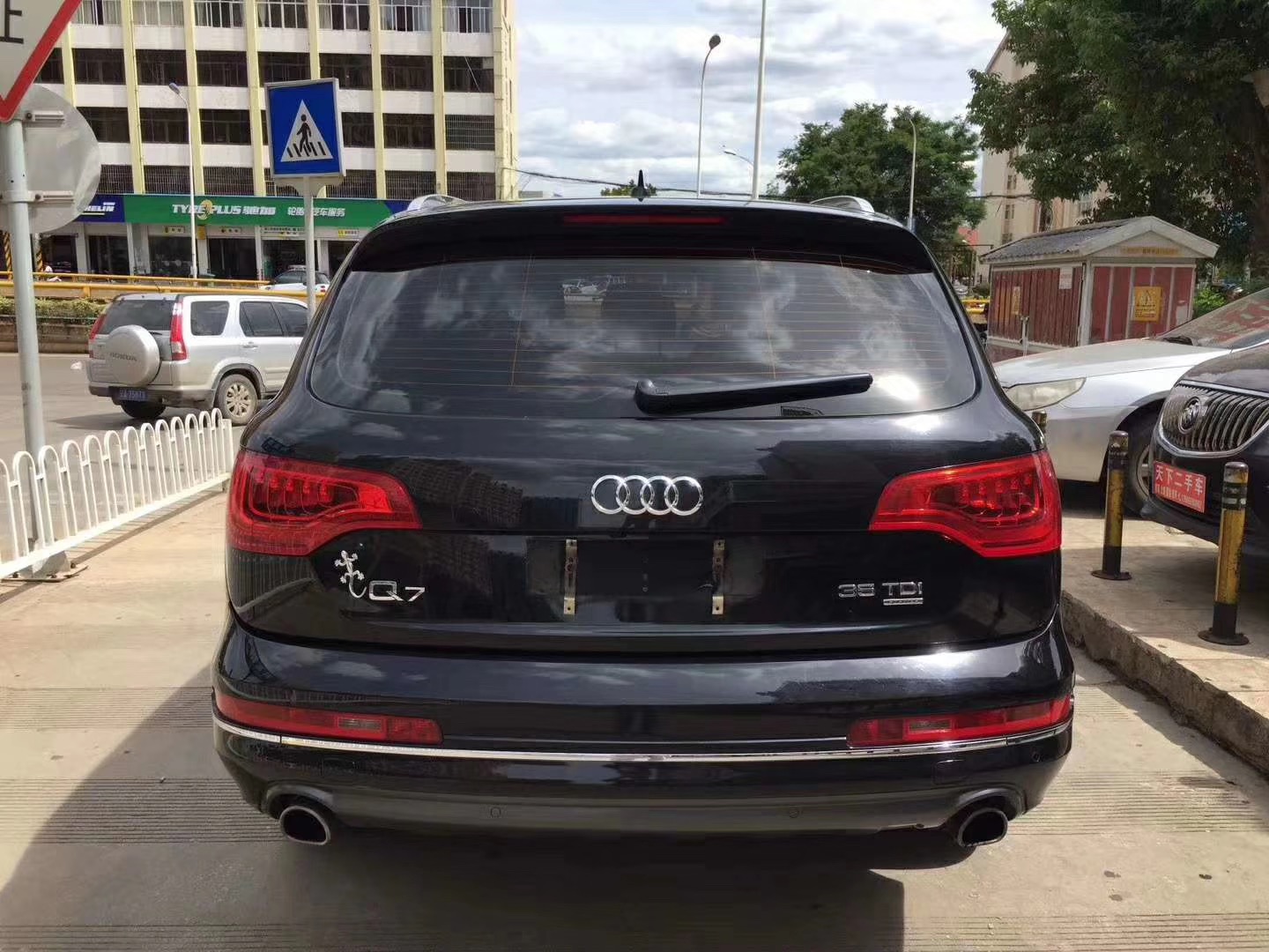 钟爱奥迪s7,钟爱电动车q6