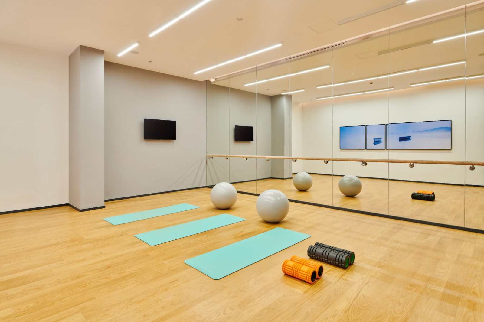 6200平泳池,1200平米小型无边泳池