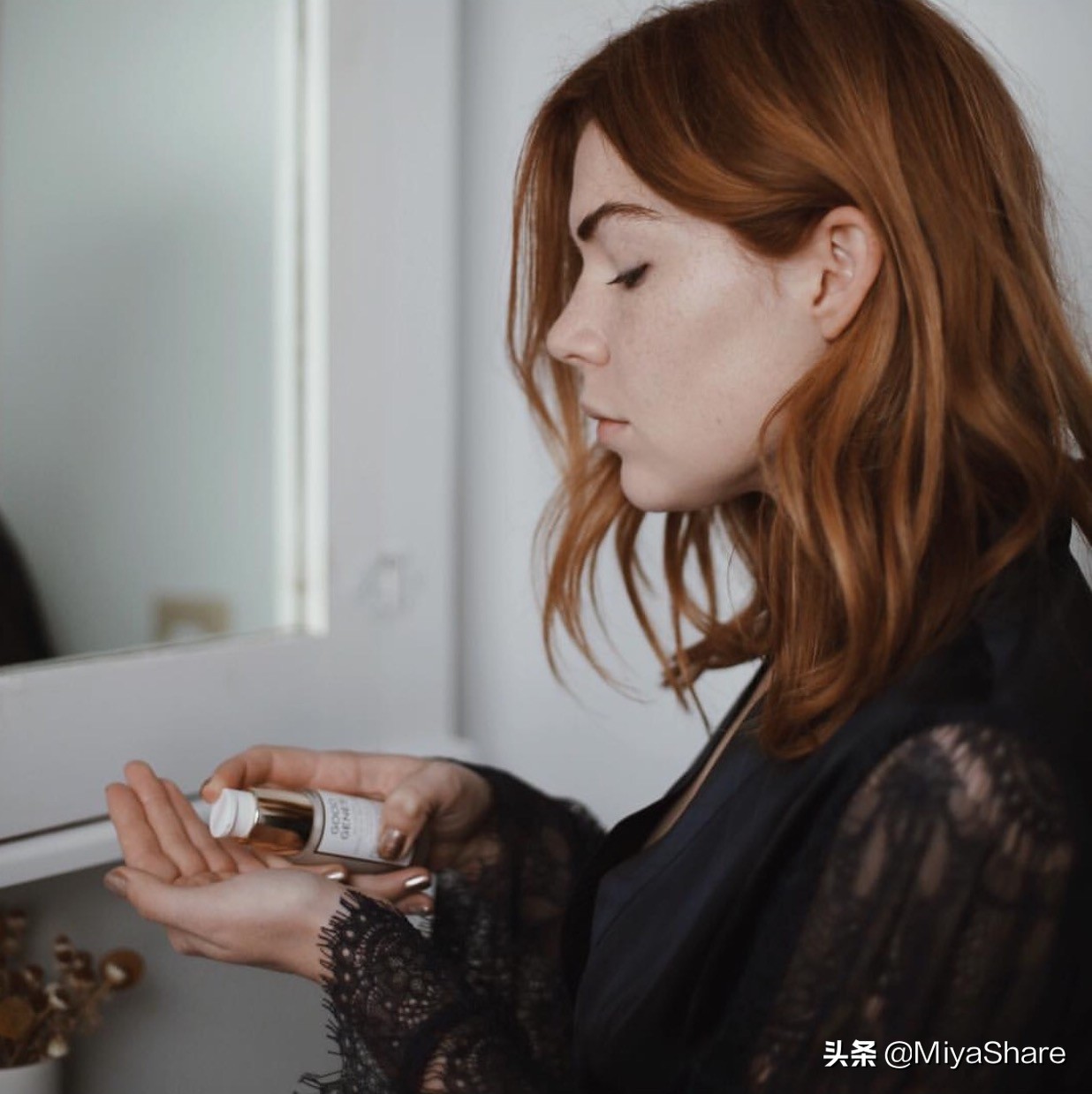 脸上痘坑痘印用什么方法修复,满脸痘坑疤痕怎么去除