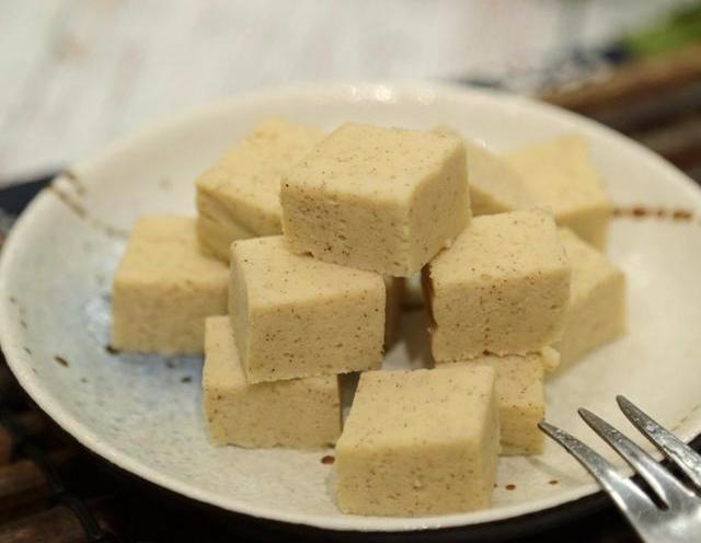 孩子爱生病，很可能是湿气重！1碗蒸糕，润肺又健脾，提高免疫力