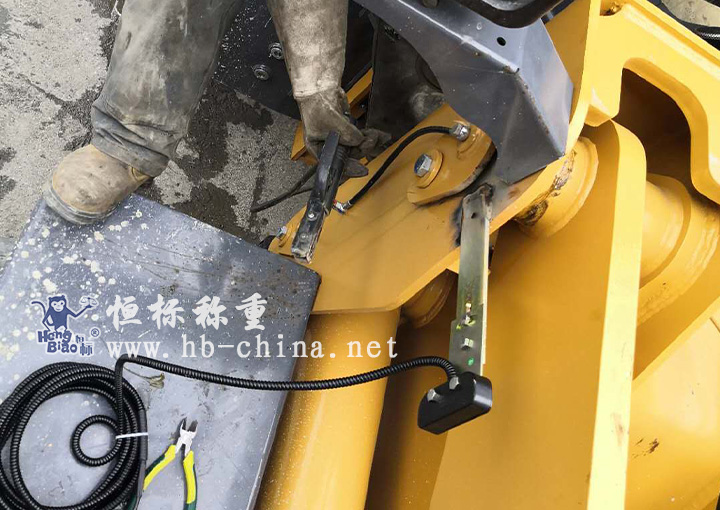 装载机秤称重不准了怎么办,装载机电子秤不能称重了怎么办