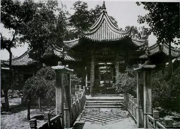 100年前中国风景建筑老照片,两亿多年前的景观