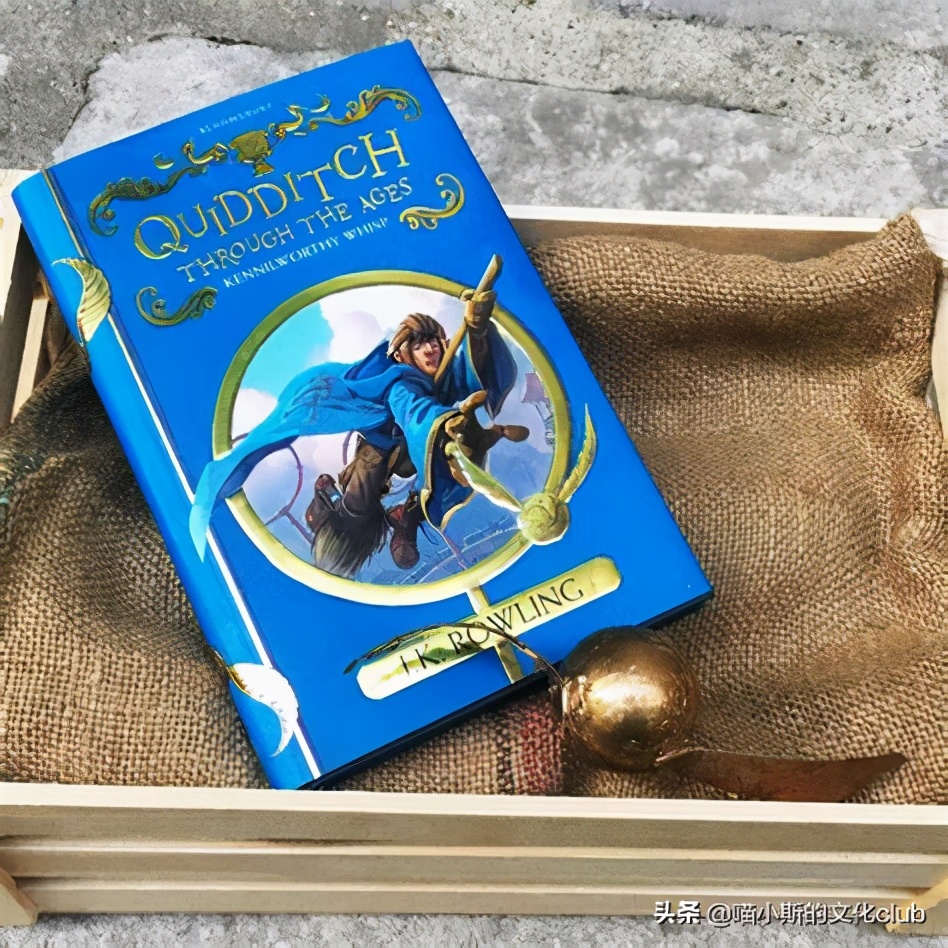 哈利波特一共几部书,哈利波特里出现的所有书籍