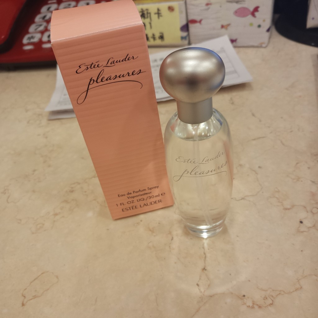 适合女生的入门级香水,推荐小哥哥香水