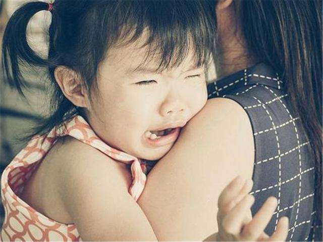 气球破了就哭怎么引导孩子,孩子气球破了大哭视频