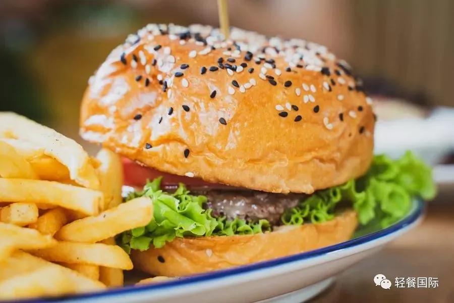 开一家汉堡炸鸡店赚钱吗,炸鸡汉堡店开在哪里好