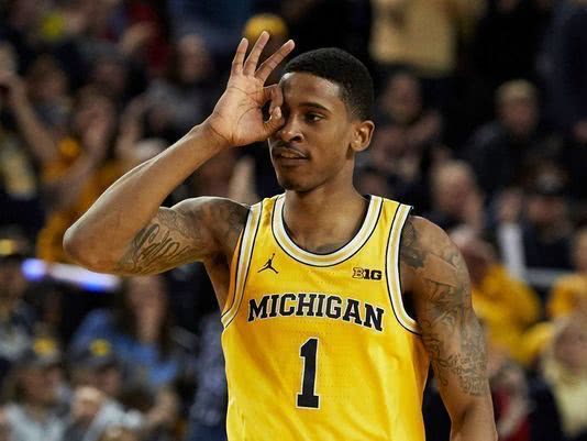 疯狂三月观赛指南：密歇根大学狼獾队，贿赂丑闻曾经轰动一时