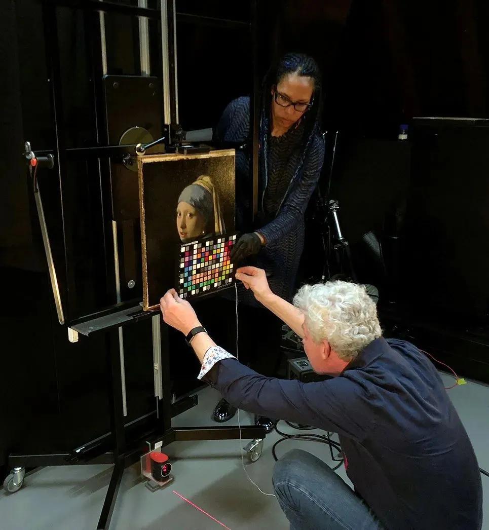 戴珍珠耳环的少女展出,戴珍珠耳环的少女隐藏的秘密