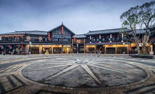 万达花巨资在贵州打造旅游小镇,万达入驻贫困县