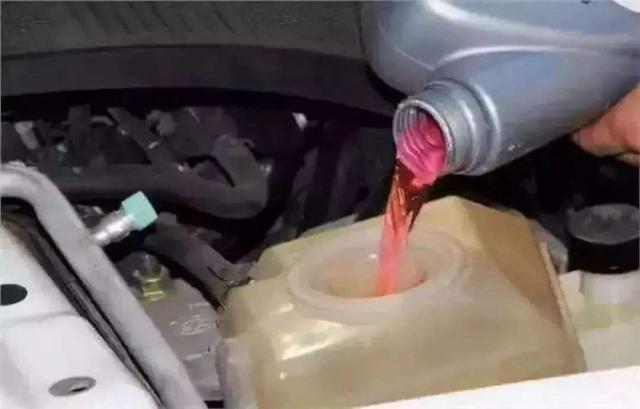 防冻液多久换一次10w公里,防冻液换一次需要多久