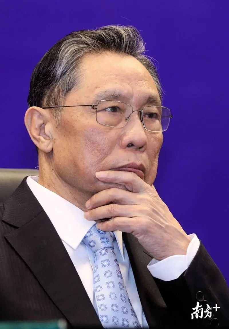 实时掌握这些人员的出境动态……关于健康，钟南山送三条建议！