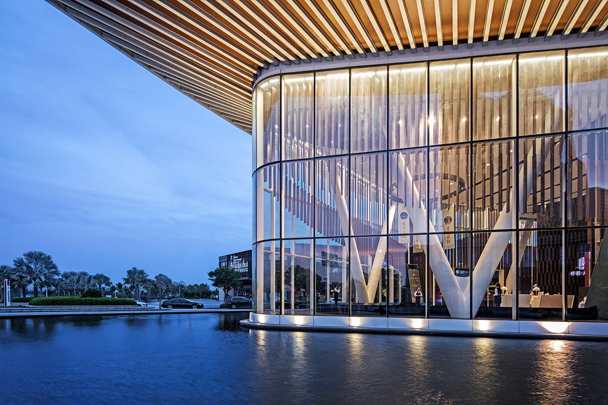 漂浮的船,漂浮的游轮