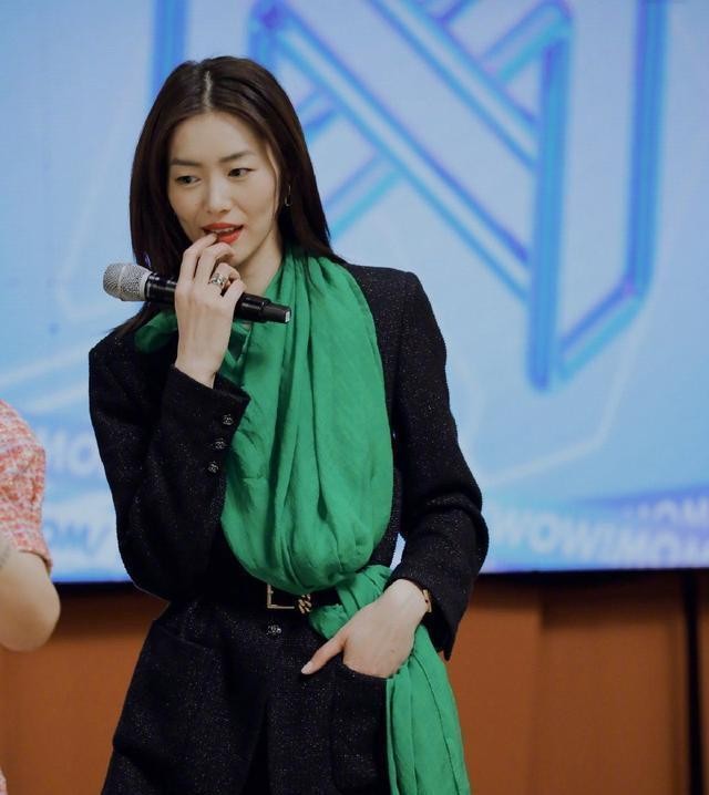 小舍得蒋欣和宋佳对比,小舍得蒋欣宋佳衣品