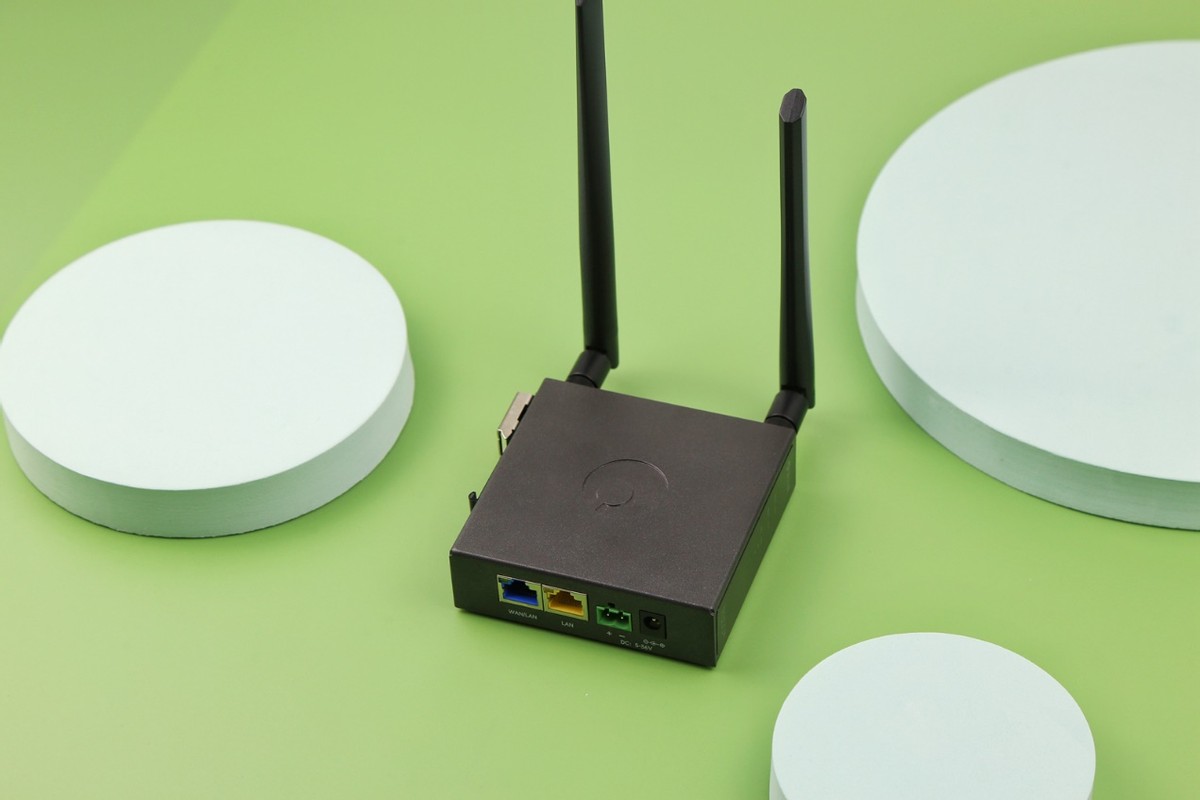 蒲公英R3005G路由器,蒲公英4g路由器r300a怎么样