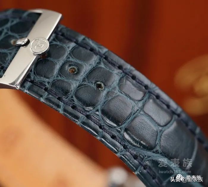 无间道陈永仁看到档案有镖字,无间道中谁知道陈永仁的身份