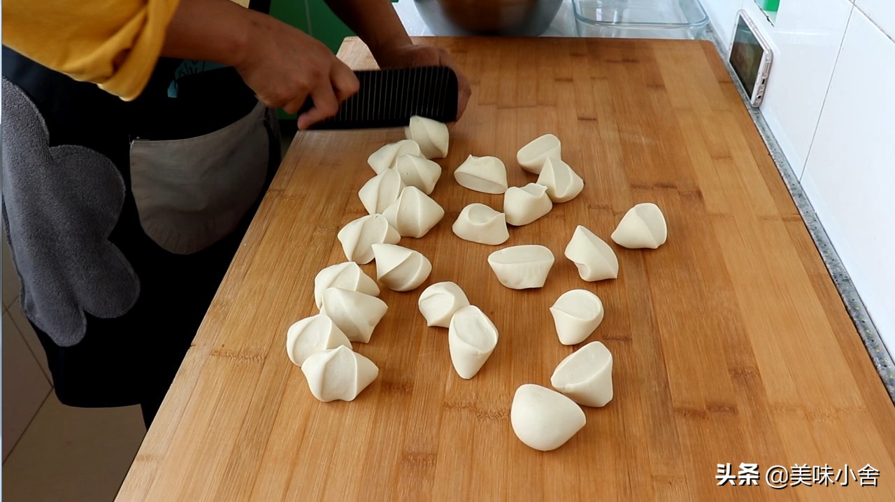 高筋面粉做春饼皮更有韧性吗,烙春饼怎么做有韧性