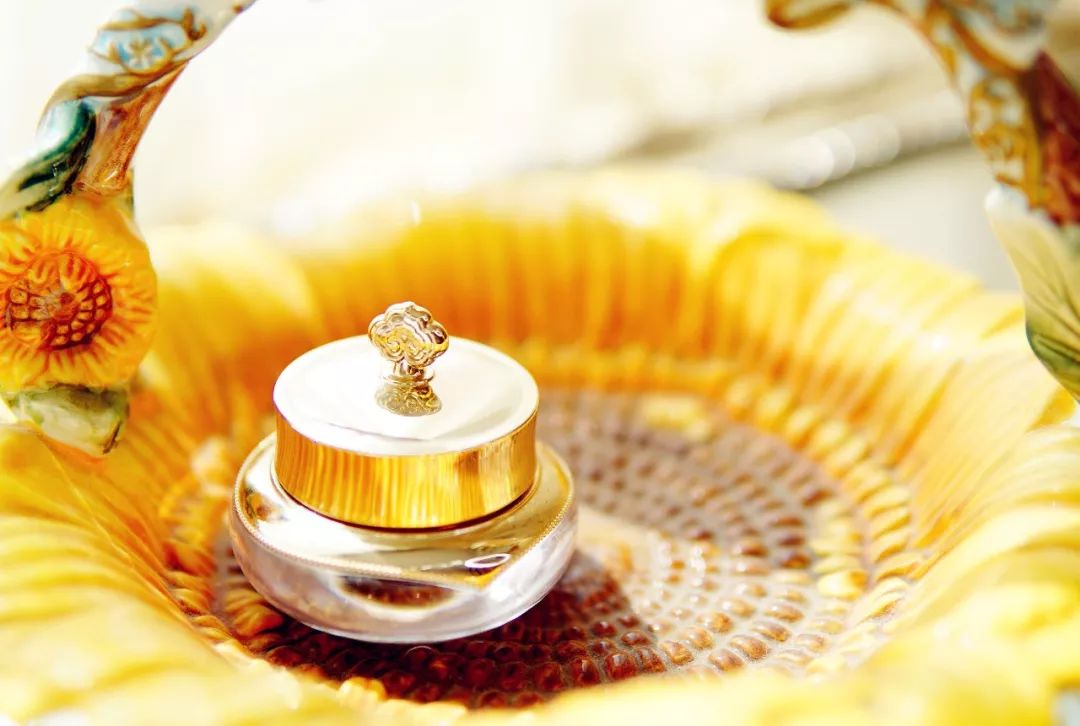 whoo什么单品好用,whoo美白套盒使用心得