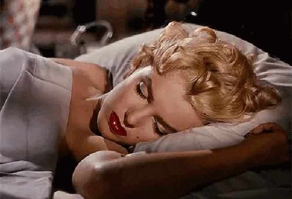 睡了就不想醒的枕头,羽绒枕头为什么这么舒服