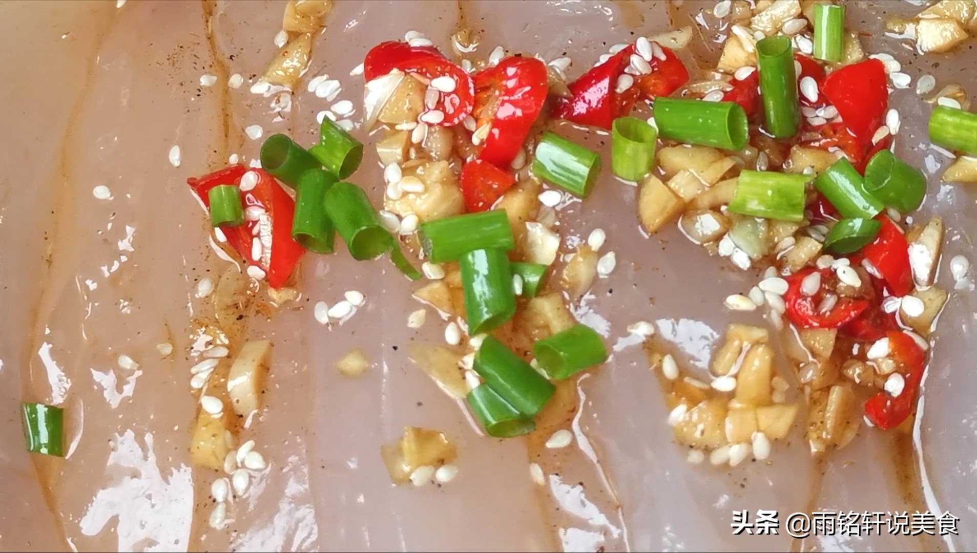 红薯凉粉怎么做好吃又简单的方法,红薯凉粉最好吃的做法