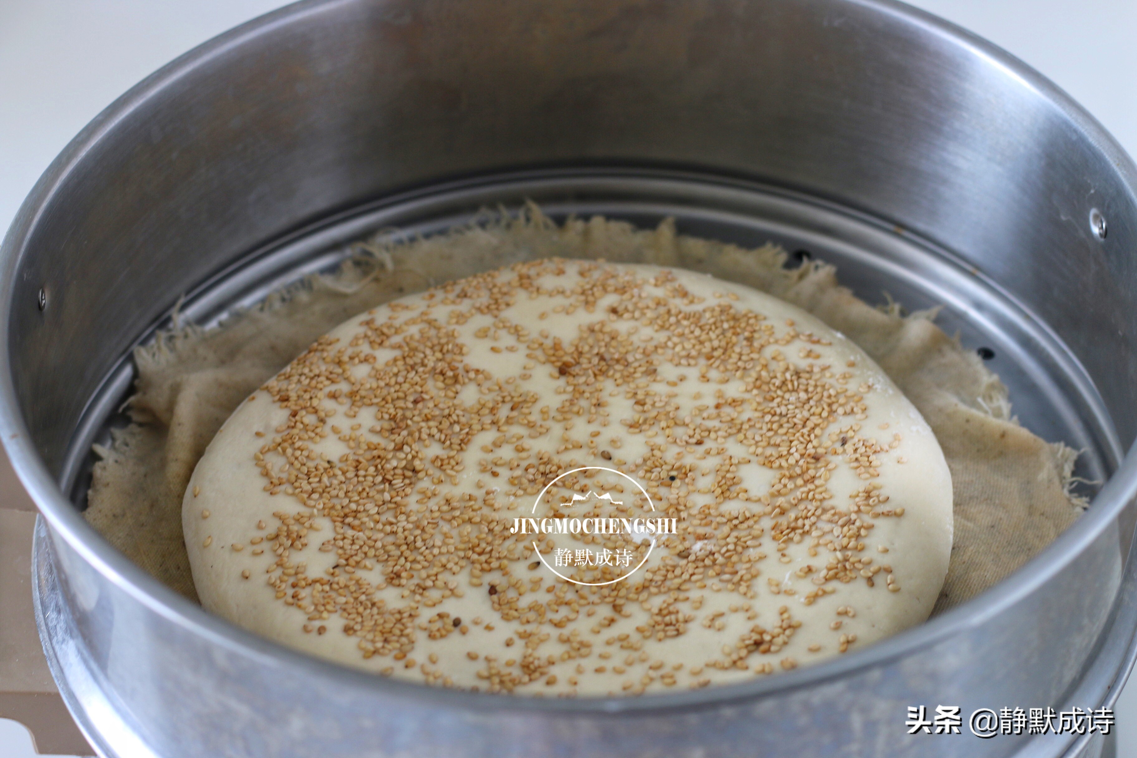 学做千层饼的家常做法,自从学会这千层饼我家两天做一锅