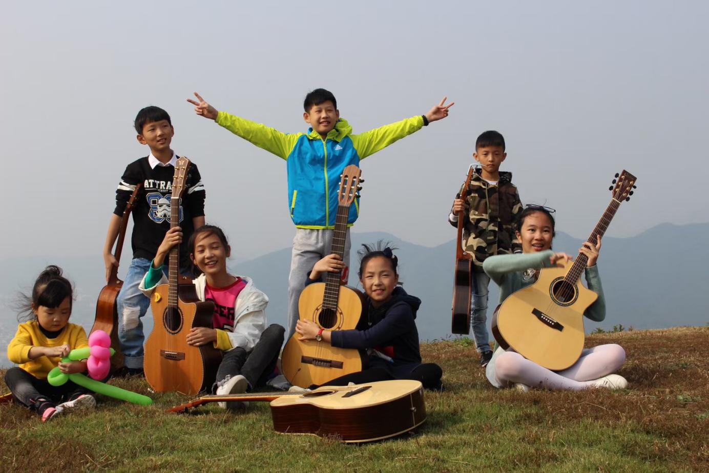 为什么越来越多的人选择学叉车,为什么越来越多的人选择学吉他