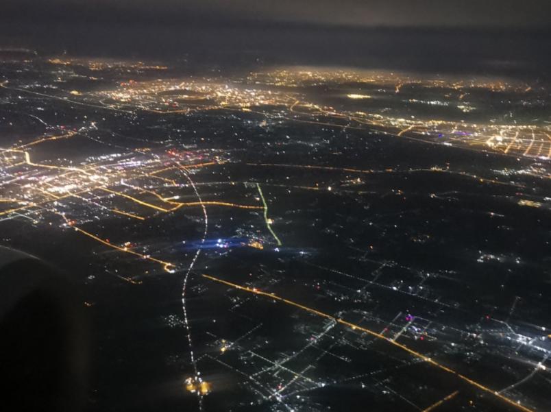 深夜机票贵吗,半夜的机票最便宜