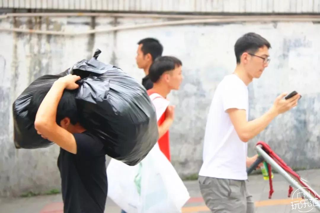 广州沙河服装市场,广州沙河服装批发市场怎么去