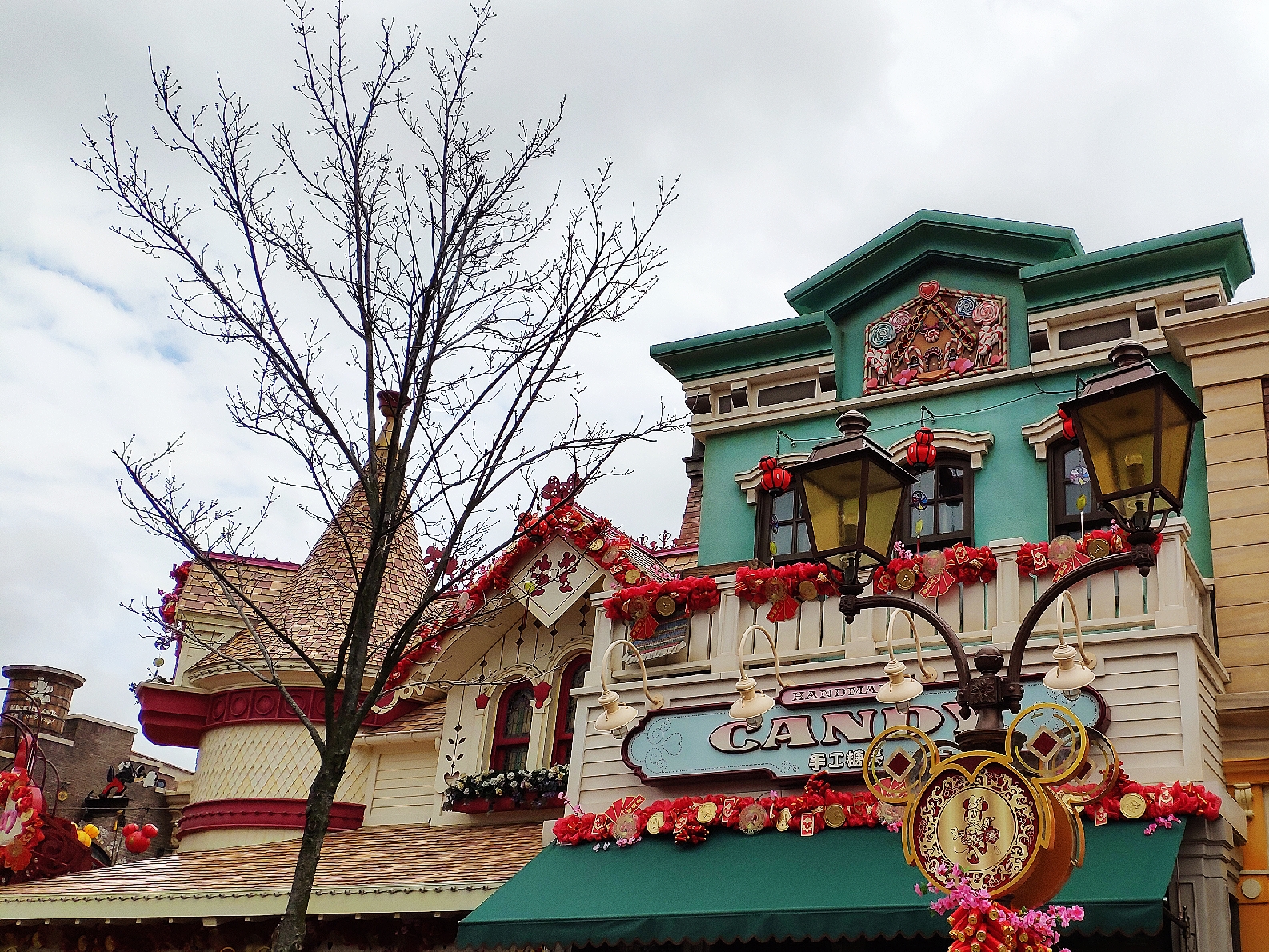 怎么最轻松玩上海迪士尼,上海迪士尼怎么省钱