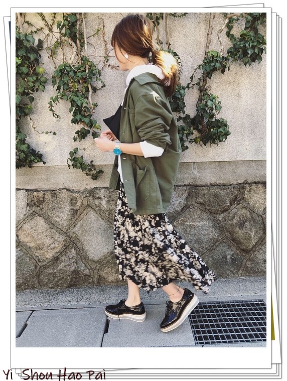 今年流行的绿色穿搭风,春天亮色系衣服颜色及搭配