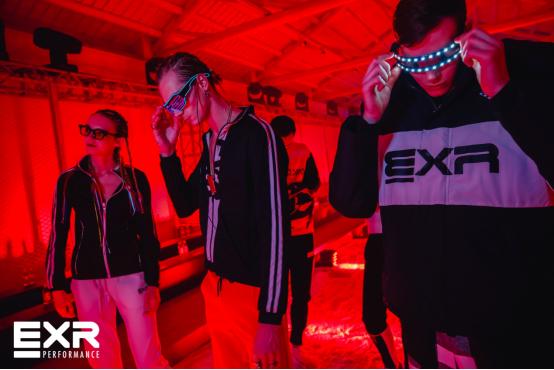 exr外套三条杠,exr品牌为什么不火了