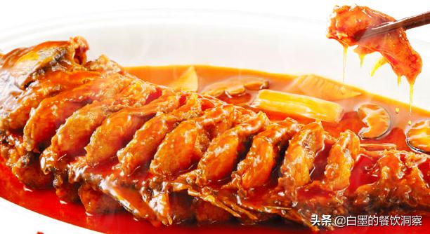 聚焦爆款菜！卖出400万份红烧鲤鱼后，他决定坚守一辈子
