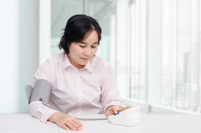 冬天动态监测血压怎么穿衣服,冬季穿衣厚怎样才能将血压测准确