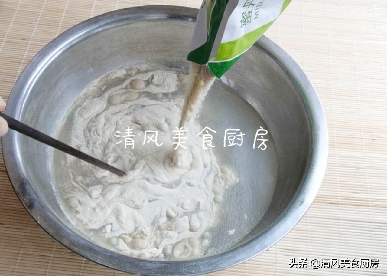 街头火爆的烤面筋教程,夜市面筋怎么烤好吃又简单