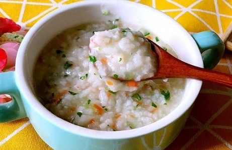 六个月的宝宝吃什么米粉辅食,五个月婴儿吃什么辅食吃什么米粉