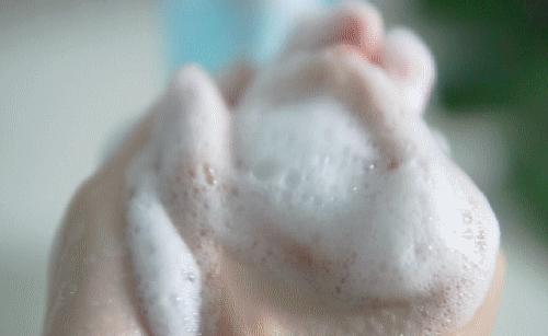 头发毛躁打结用什么护理,头发干燥毛躁打结买什么柔顺