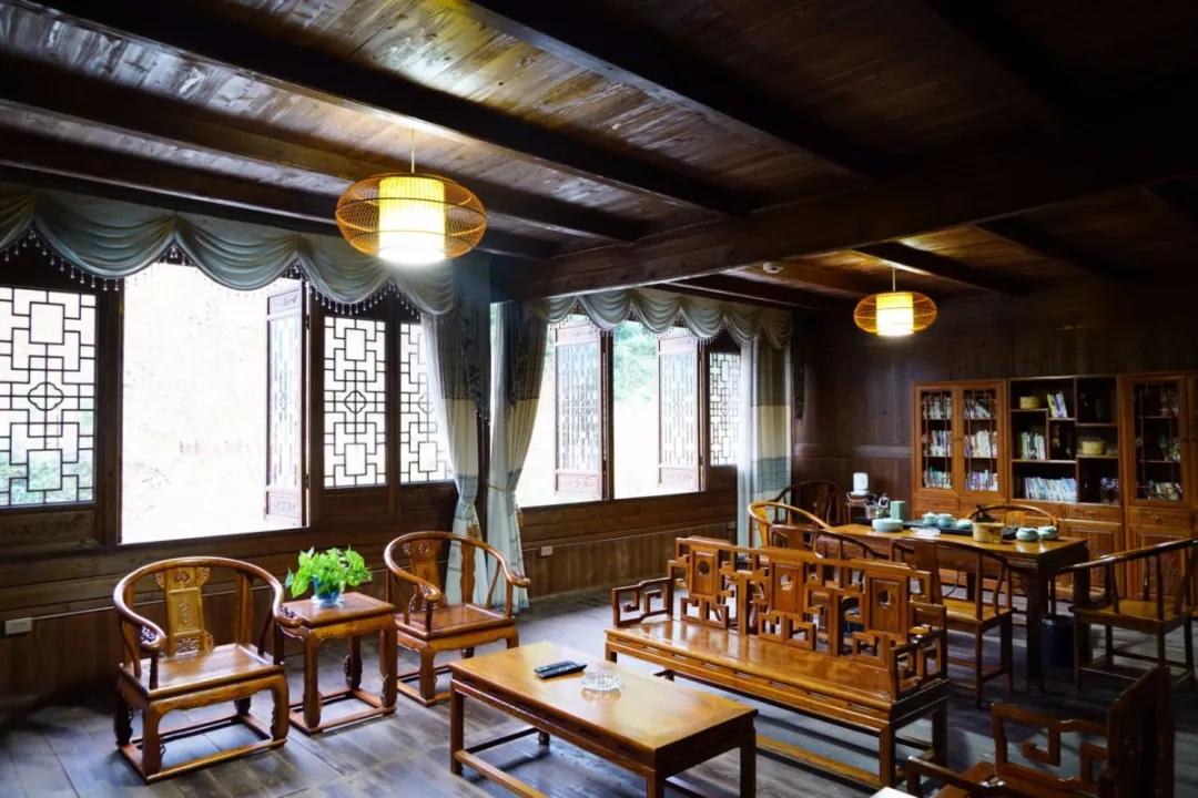 最美白衣战士,最美的白衣战士完整版