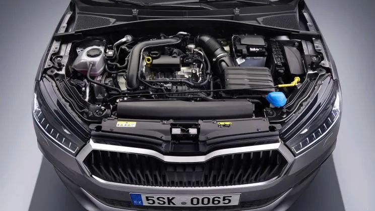 它能否超越飞度,斯柯达晶锐和飞度哪个好