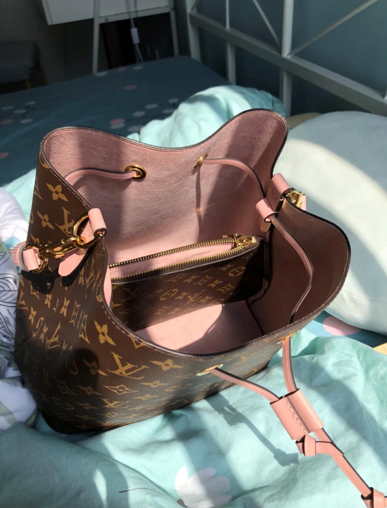 LVNÉONOÉ进得了办公室也看得了风景#