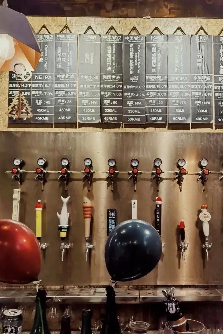 青岛即可以看海还能吃海鲜的地方,去青岛吃好海鲜看大海心情自然好