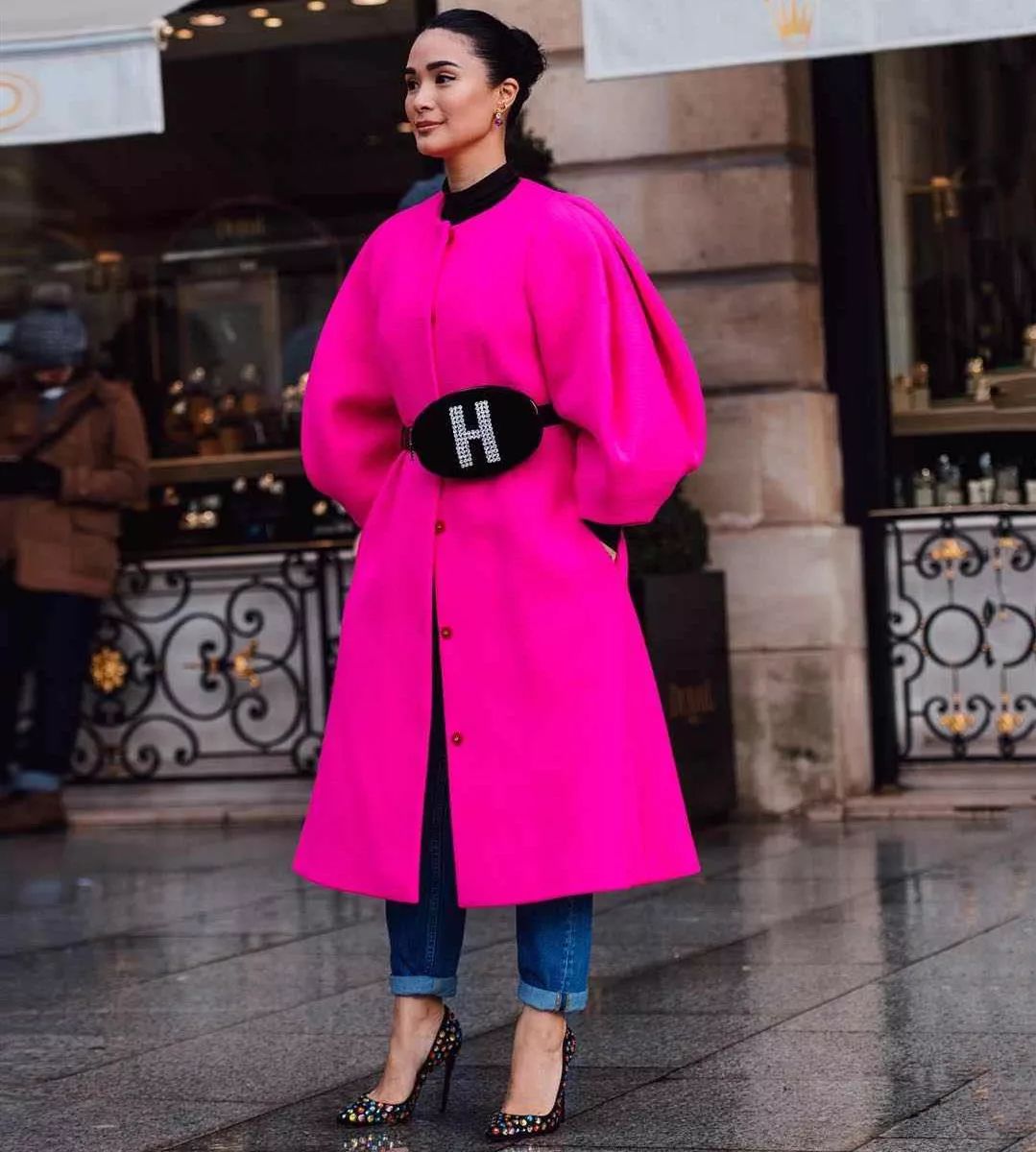 玫红色的高级穿搭,玫红色怎样穿时尚