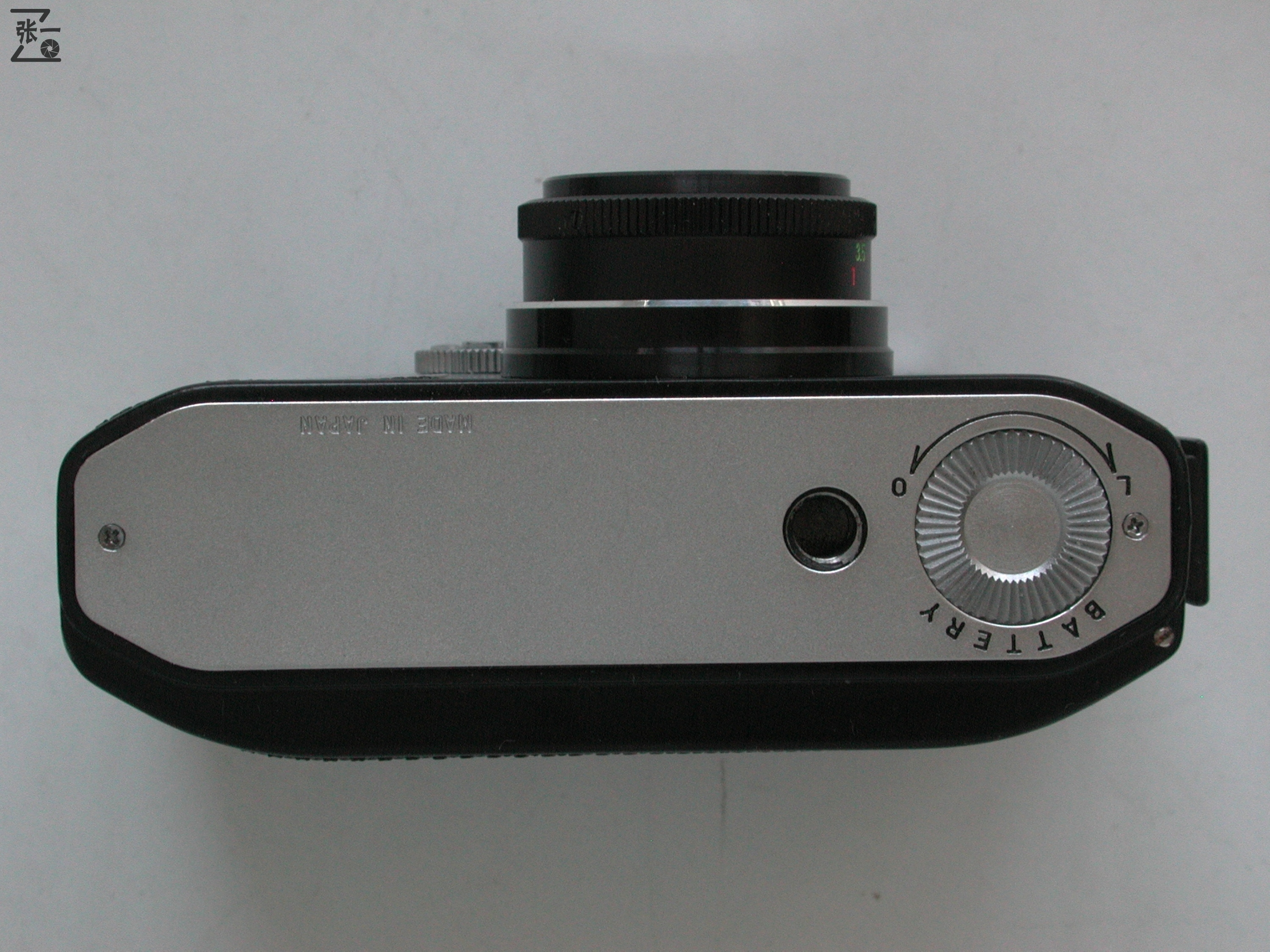 产量只有200台:MinimaxPocket110EE微型旁轴相机!日本制造