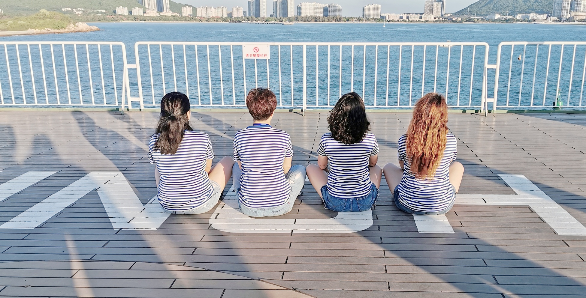 一半是海水一半是蓝天，这就是西沙群岛！我是登岛的第46066人