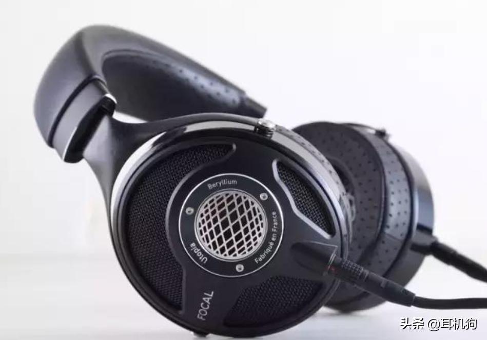 一副封闭版乌托邦耳机——法国劲浪新品高端头戴耳机Stellia简评
