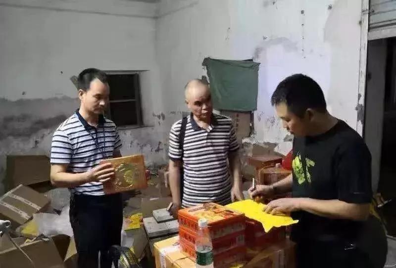 被曝光的黑心月饼品牌,假冒伪劣月饼让各大厂家防不胜防