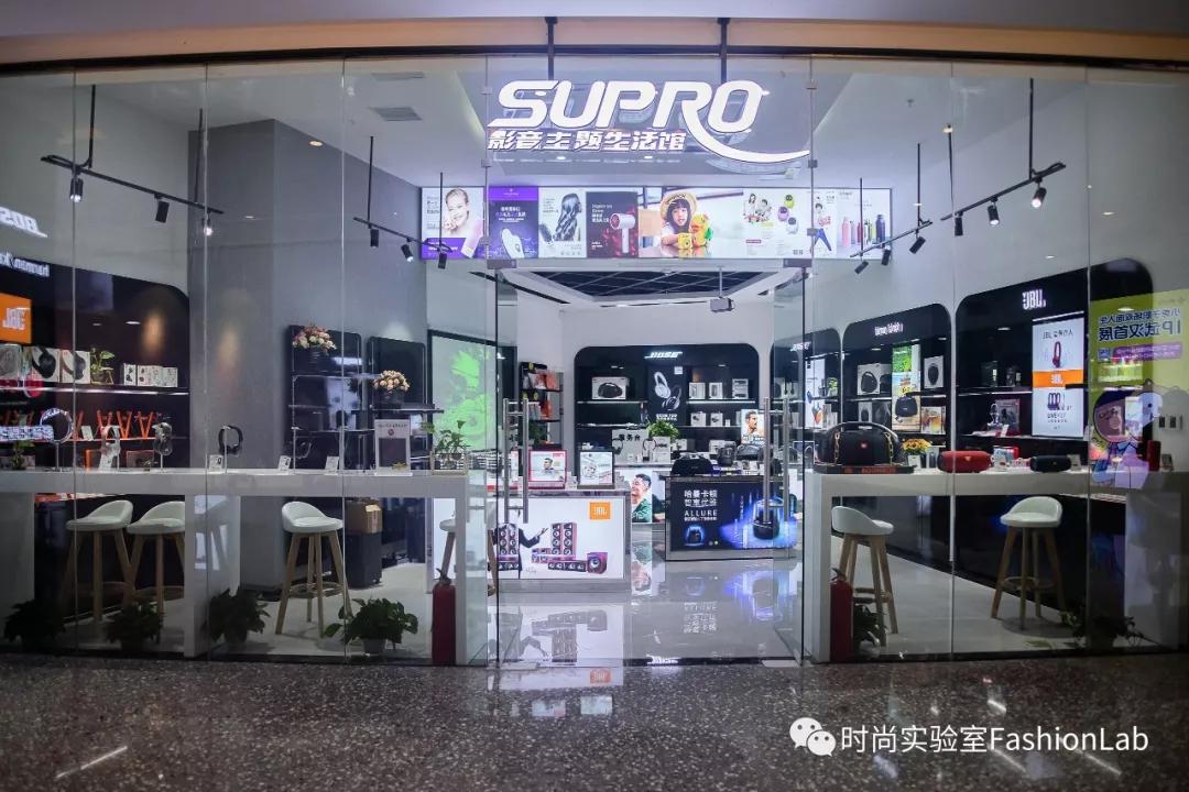 送对年终礼物是当代青年的社交核*器武**