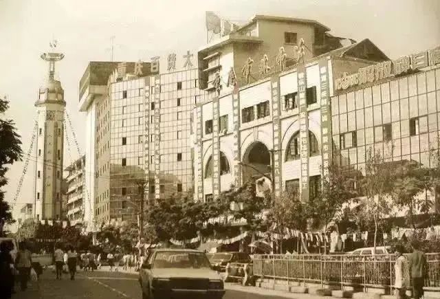 鏁呭煄鏃跺厜灞卞煄姝ラ亾,鏁呭煄鏃跺厜灞曞巺